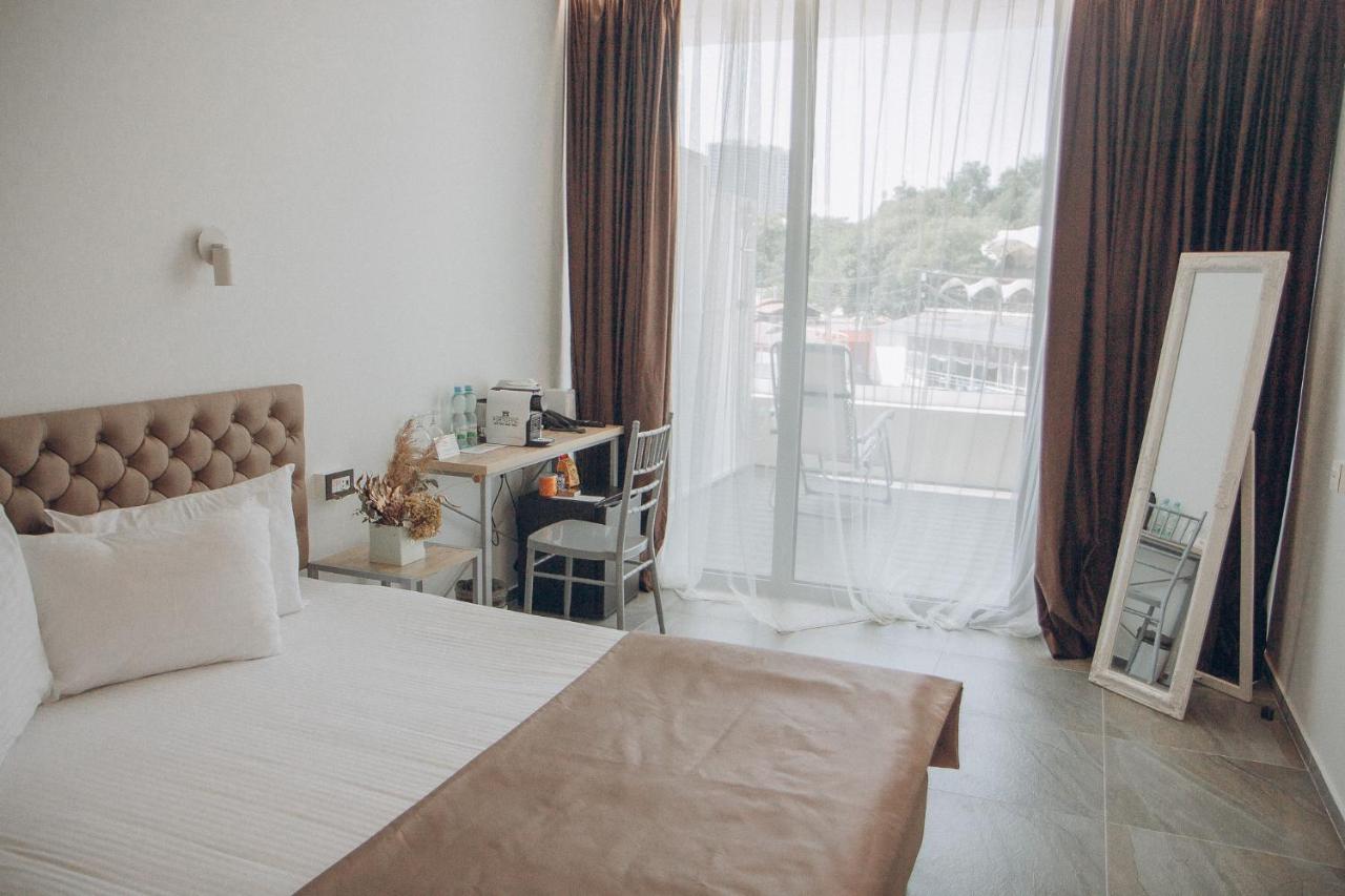 Boutique Hotel Portofino Odessa Exteriör bild