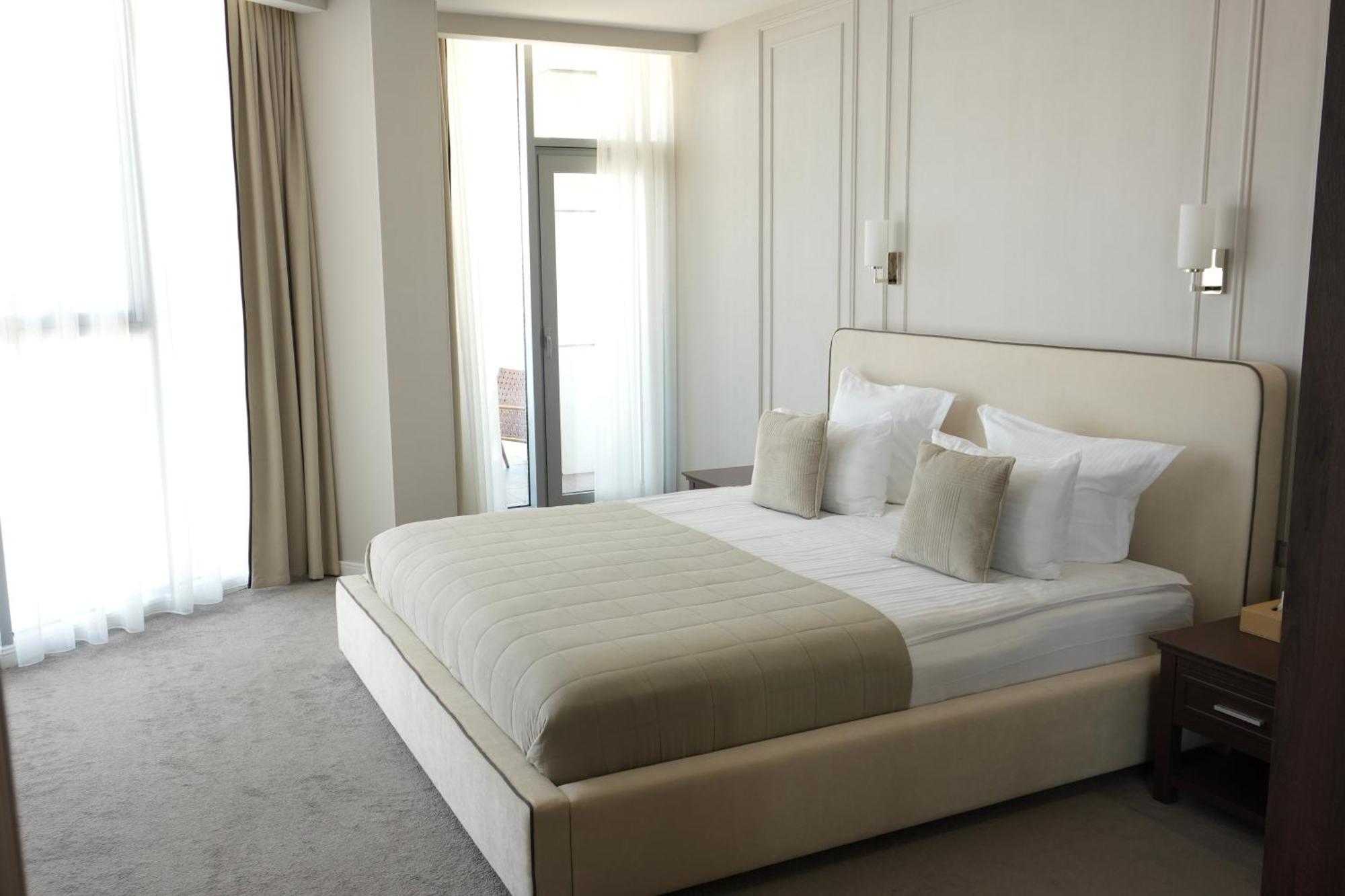 Boutique Hotel Portofino Odessa Exteriör bild